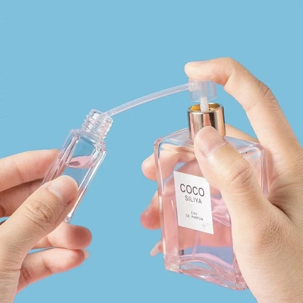 How to pull perfume from a bottle